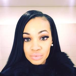 Meet your Posher, Crystal